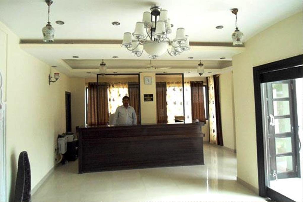 Hotel Malak Mahal Palace Jaipur Buitenkant foto
